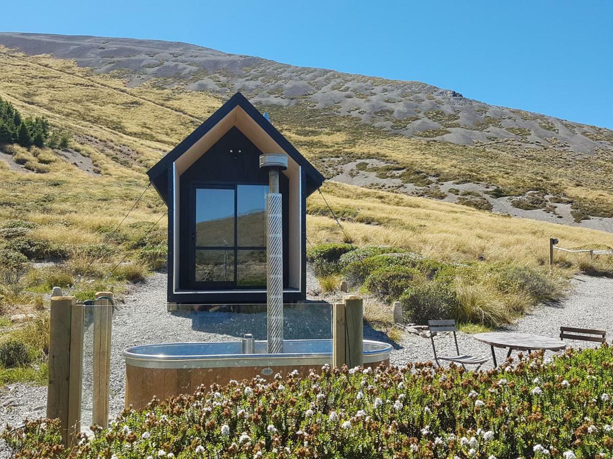 Lake Stella Mountain Huts Hotel Mt Lyford Exterior photo