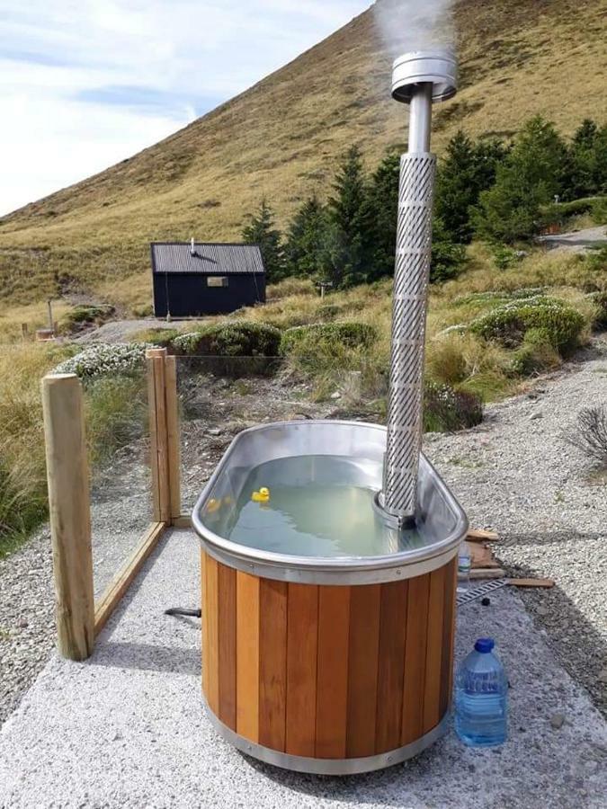 Lake Stella Mountain Huts Hotel Mt Lyford Exterior photo