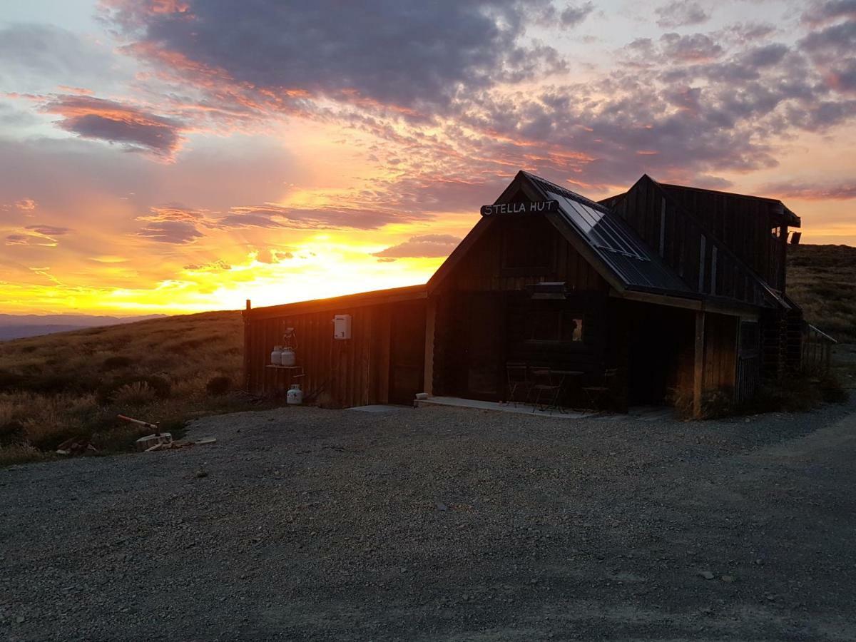 Lake Stella Mountain Huts Hotel Mt Lyford Exterior photo